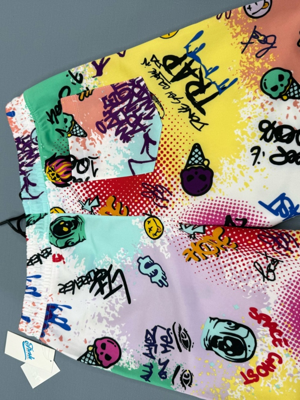Colorful Graffiti Print - Picture 4 of 4